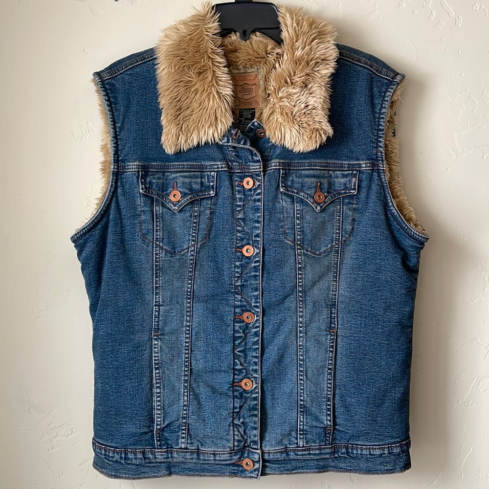 Women’s Jag Jeans faux fur lined vest